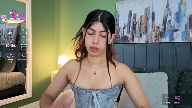 Cassie bloom online show from May 29, 3:26 am