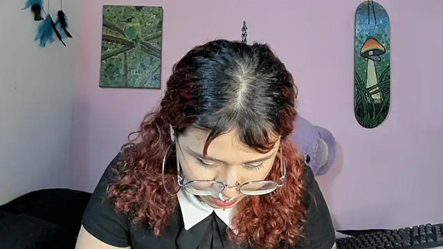 Maddy Jhonsson online show from March 24, 1:44 am