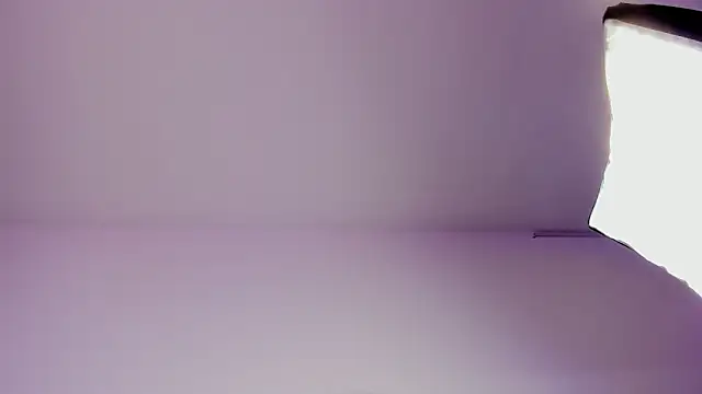 Ivaannaa  online show from March 24, 11:37 am