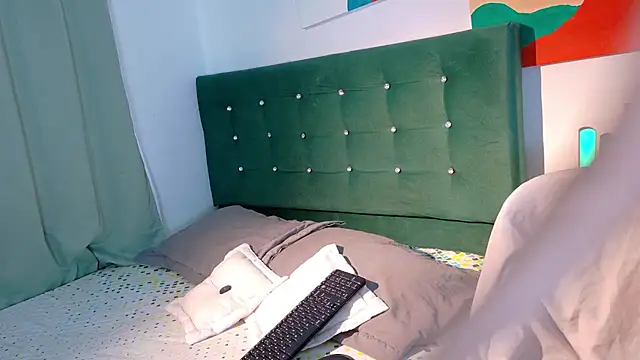 zarahCute online show from October 11, 11:58 am