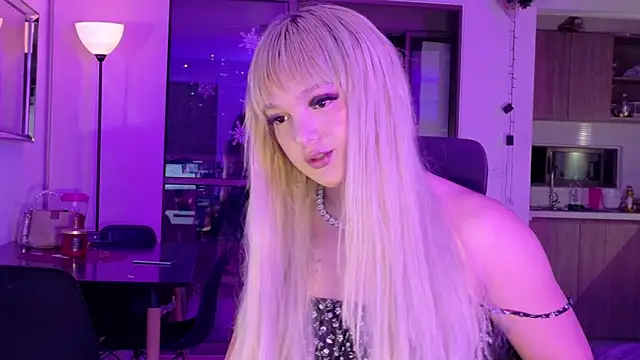 ScarletThompsonx online show from February 5, 3:31 am