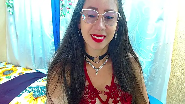 Gia leinn online show from December 3, 2:52 pm