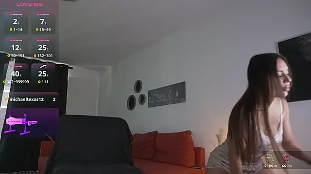 Jessi Q online show from October 25, 5:48 am