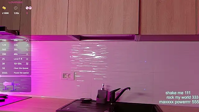 CutiePie69   online show from November 10, 8:37 pm