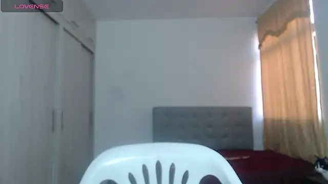 Anthonela Queen online show from October 9, 1:15 pm