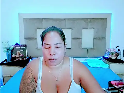 indiantopaz694u online show from February 3, 4:43 am