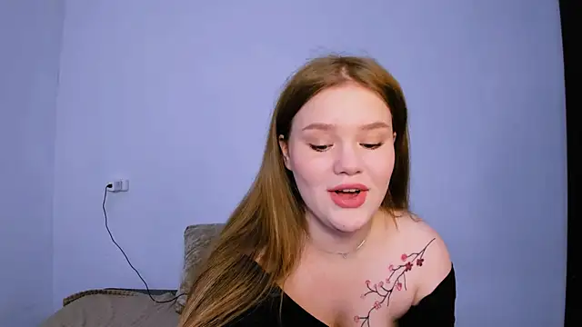 LaseyMoon online show from January 14, 1:43 am