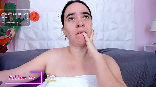 Valeriagomez  online show from October 31, 1:37 pm