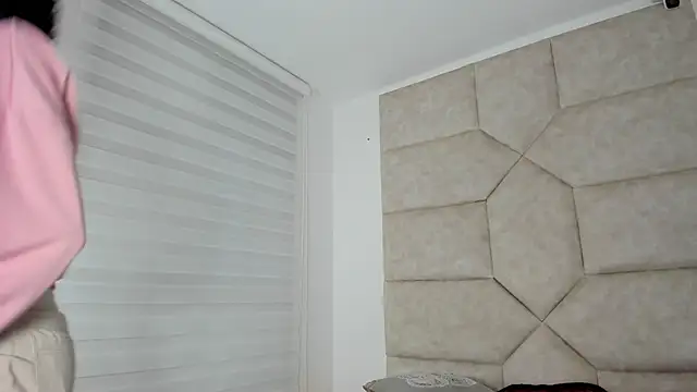 Vaiolett Smith online show from September 24, 10:47 am