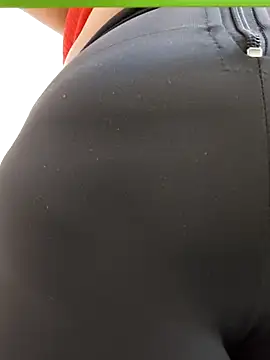 roxanasexy2025 online show from February 26, 4:17 pm