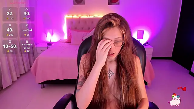 Emily Warren  online show from January 15, 8:26 pm