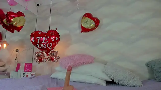 zephyra-angels online show from February 15, 4:59 am