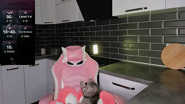 ShaiyaMinn3 online show from January 7, 5:05 pm