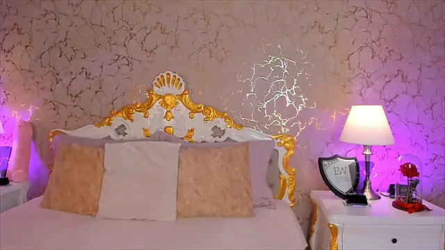 ScarlettWallace online show from October 5, 10:37 pm