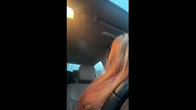 sluttypumpkin online show from August 1, 12:56 am