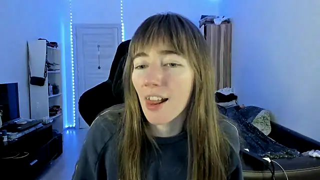 bekkawell online show from December 4, 5:14 pm