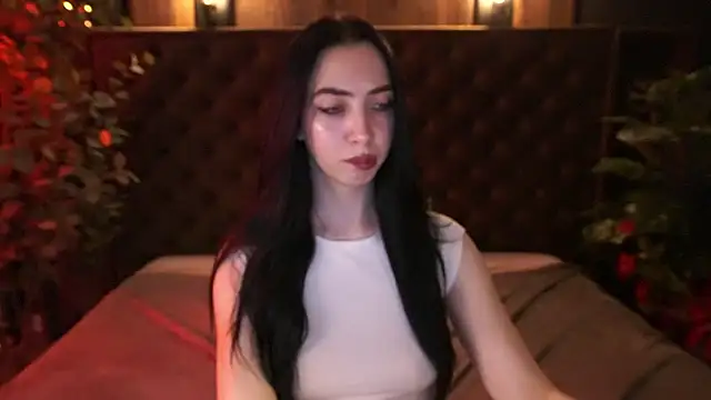 WildKittenX  online show from April 1, 8:59 am