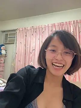 ladypaggy online show from April 14, 3:34 pm