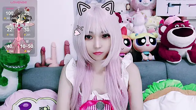 Snapshot of chenenna7 chatting on September 15, 1:52 pm chenenna7 online show from September 15, 1:52 pm