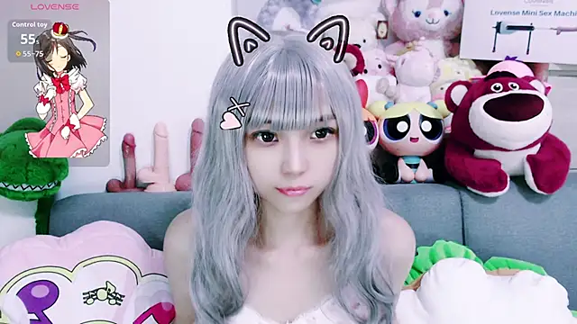 Snapshot of chenenna7 chatting on September 9, 1:44 pm chenenna7 online show from September 9, 1:44 pm