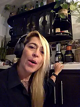 Sara Valkyri online show from September 13, 11:46 pm