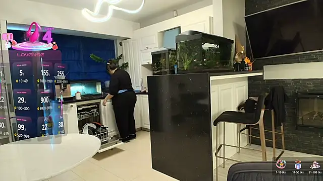 Layla- online show from November 26, 10:16 am