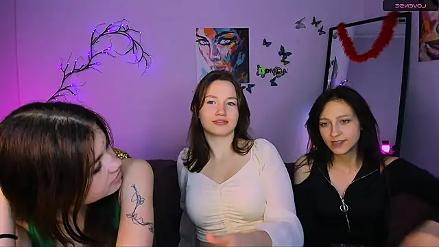 helli belli online show from December 20, 8:24 pm