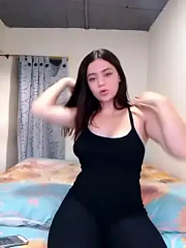 Hanna Davar online show from November 6, 6:36 pm