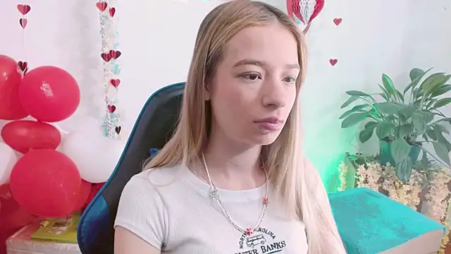 hannah 026 online show from September 26, 12:03 pm