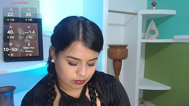 SamanthaSmiithh online show from October 4, 8:46 pm