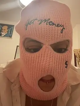 MargheritaRm online show from December 17, 9:30 pm