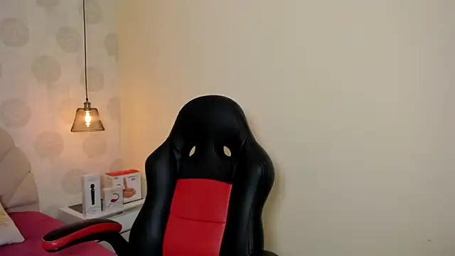 AGATHASMITH5 online show from March 30, 3:17 am