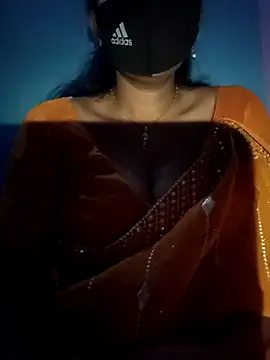 Sexyradha  online show from April 4, 9:13 pm