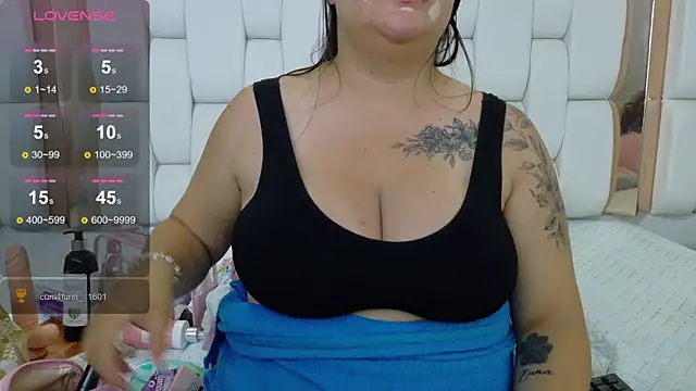 playfulcurvy online show from November 29, 8:46 pm