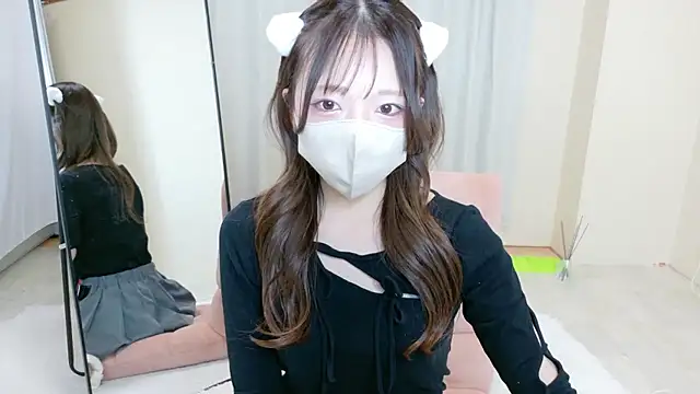 mami-pokoch online show from November 6, 12:44 pm