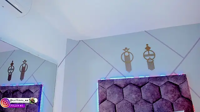 aurora collinss  online show from October 4, 12:33 pm