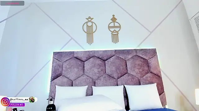 aurora collinss  online show from September 9, 1:33 pm