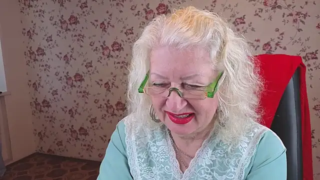 Maya Mayflower online show from October 10, 4:17 am