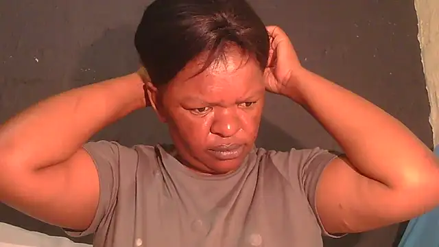 ebony rose11 online show from March 30, 5:45 pm