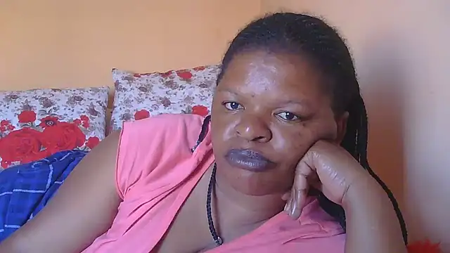 Snapshot of ebony_rose11 chatting on October 23, 2:56 pm ebony rose11 online show from October 23, 2:56 pm