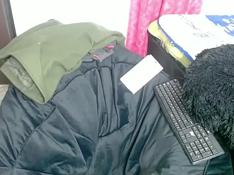 KratosAfroditacs online show from October 16, 9:23 am