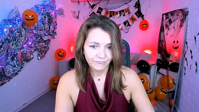NicoleHitman online show from October 24, 9:38 am
