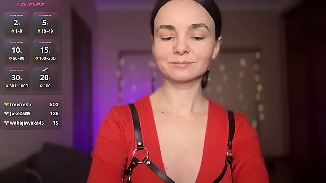 lanaloulou online show from October 8, 8:02 pm