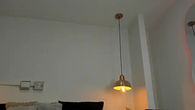 Liz ortega30 online show from March 25, 12:41 pm