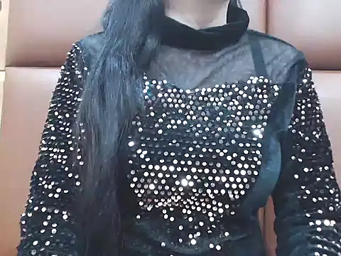 RealNaina online show from November 11, 5:43 pm