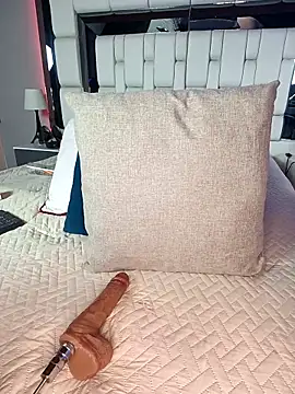 Sarafountain online show from February 11, 4:47 am