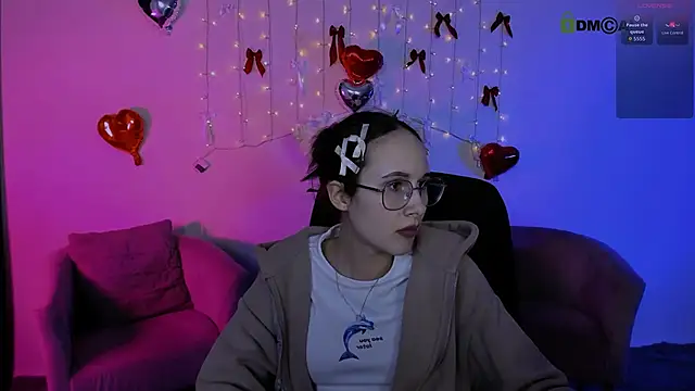 mona cloud online show from March 31, 2:44 am