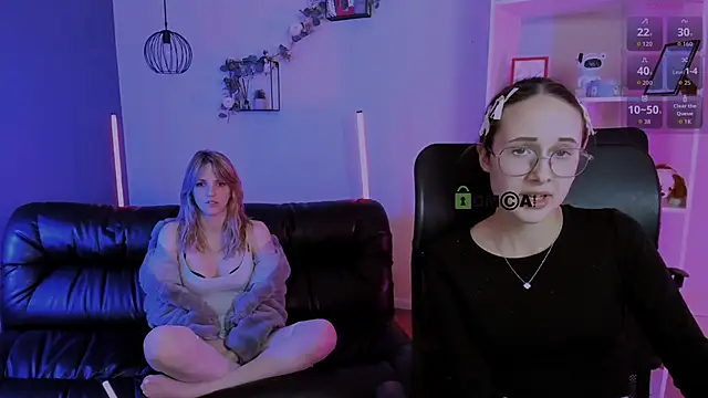 mona cloud online show from April 18, 8:42 pm