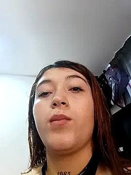 Karina Leon online show from November 22, 4:53 pm