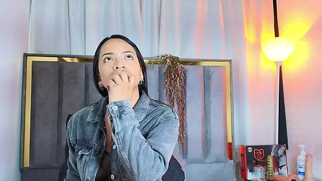 AvaX 777 online show from February 2, 8:19 pm